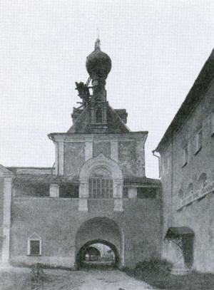 Надвратный храм Макария. Фот. 1930-х гг.