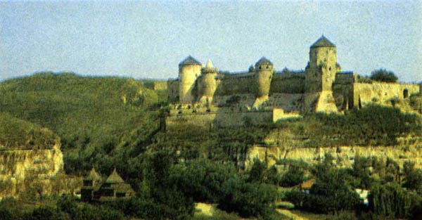 p275b