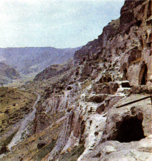p196a